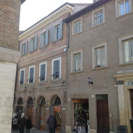 San Francesco Bedrooms Ουρμπίνο Εξωτερικό φωτογραφία