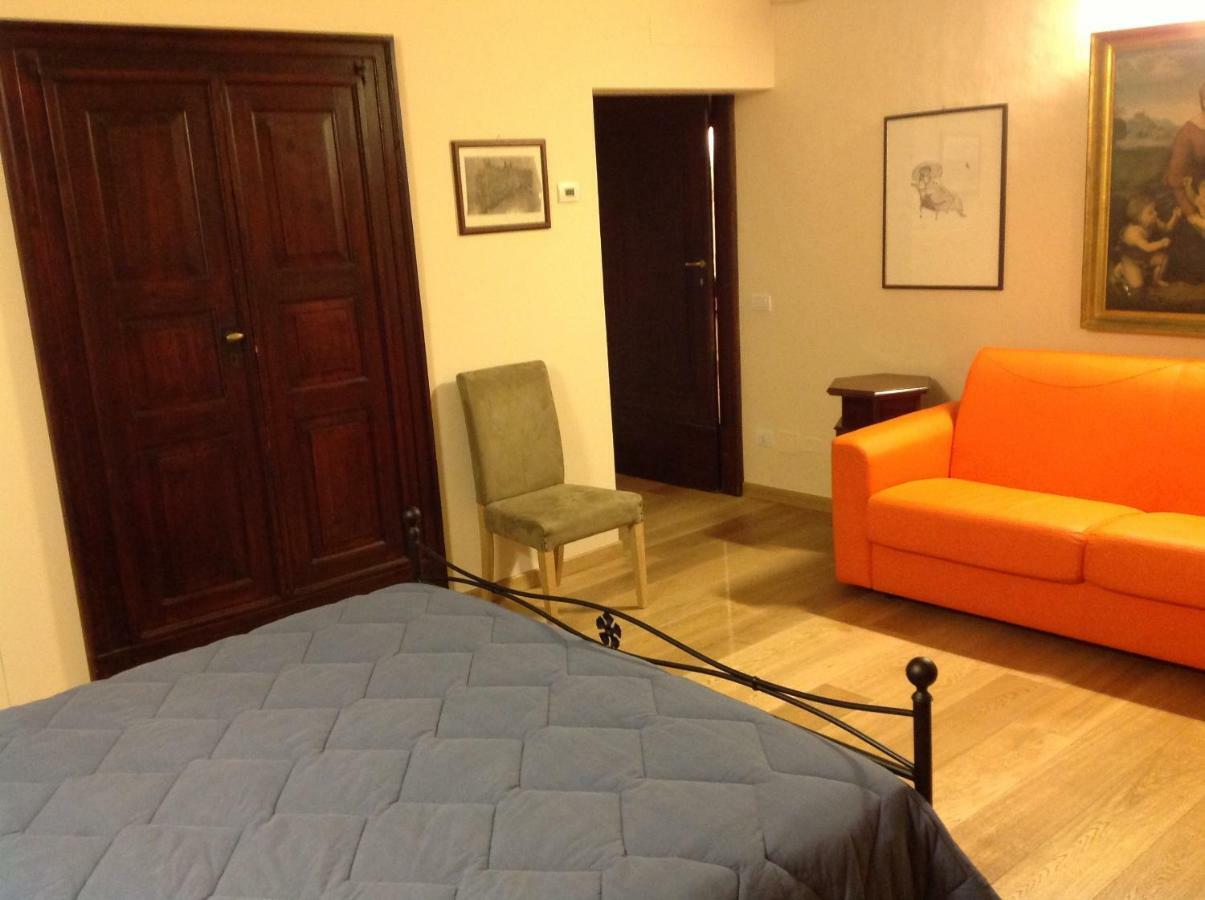 San Francesco Bedrooms Ουρμπίνο Εξωτερικό φωτογραφία